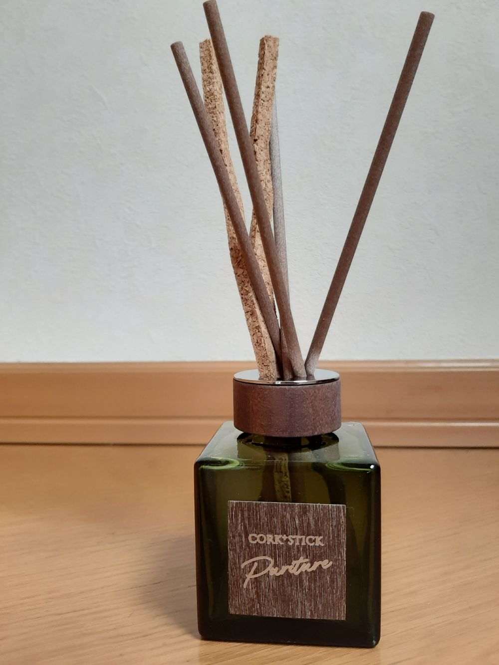 心地よい香りが続くコルクスティック🌿 | くらシェア